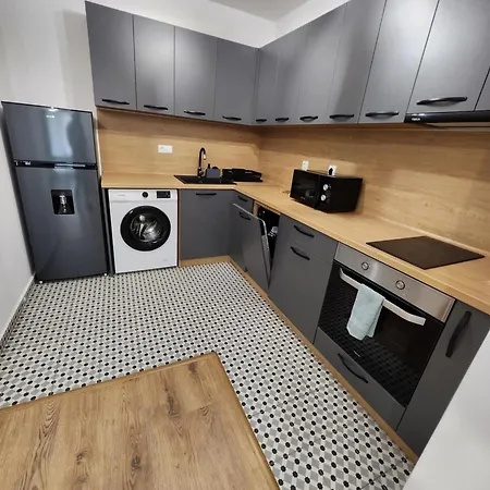 Student City Premium Apart & Private Parking Апартамент София