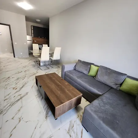 Student City Premium Apart & Private Parking Apartment